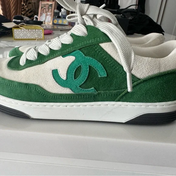 Chanel 2023 sneakers - Picture 1 of 6